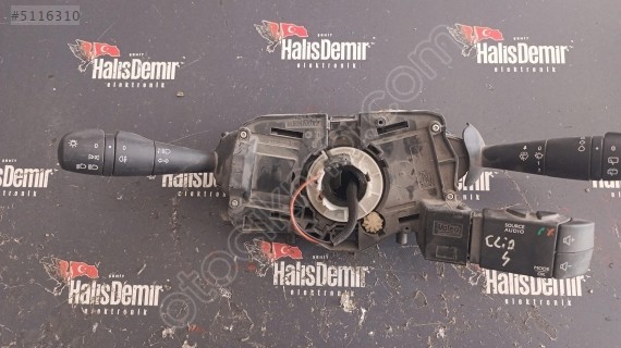 RENAULT CLIO 4 SİNYAL SİLİCEK KOLU