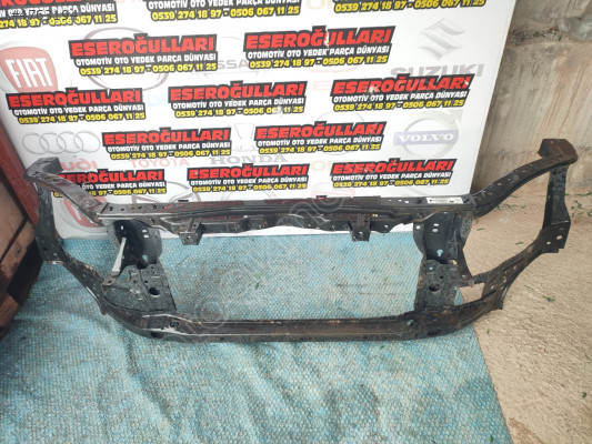 TOYOTA HİLUX ÖN PANEL