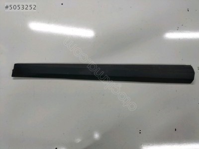 04459 RENAULT MEGANE 3 SAĞ ÖN KAPI ÇITASI