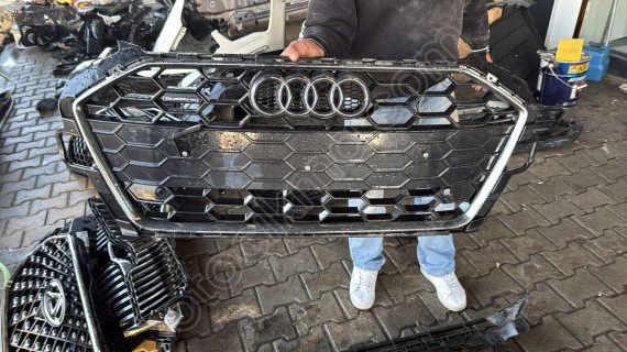 Audi a4 ön panjur