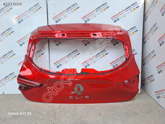 Renault Clio 5 arka bagaj hasarlı