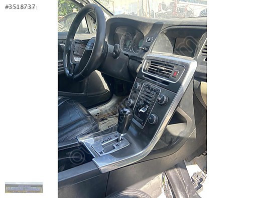 Volvo 2011 S60 Orta Konsol