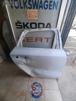 AUDİ A3 SAĞ ARKA KAPI 2020-2023