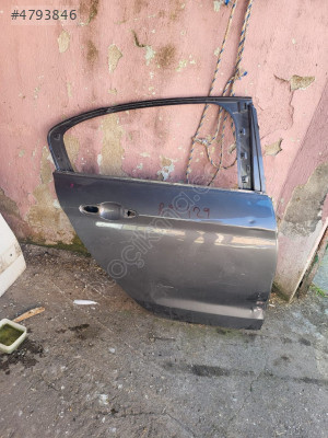 Fiat egea sağ arka kapı