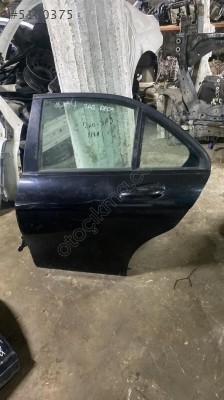 MERCEDES C200 SOL ARKA KAPI