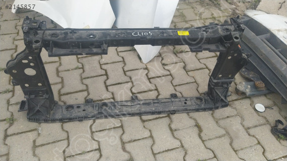 2019 2022 Renault Clio 5 ön panel