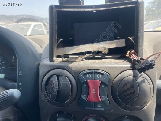 Fiat Doblo dütlü düğmesi