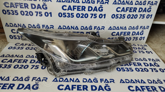 Toyota corolla 2020 sağ ön far