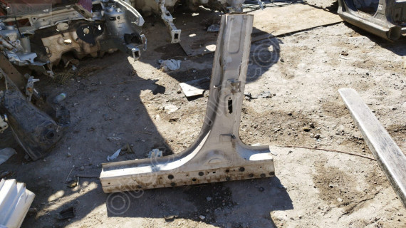 bmw x1 e84 sol marşbiyel