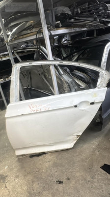 VOLKSWAGEN PASSAT B8 SOL ARKA KAPI
