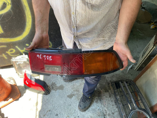 1998 323 SAĞ STOP MAZDA ORJİNAL ÇIKMA PARÇA