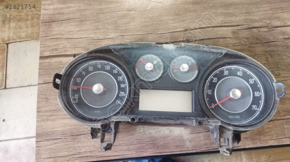 Fiat punto gösterge saati orijinal