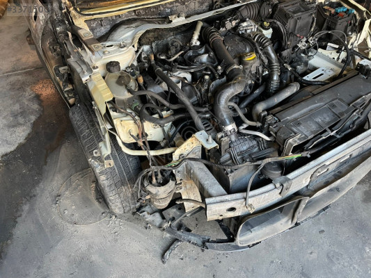 Renault Clio4 Direksiyon Kutusu