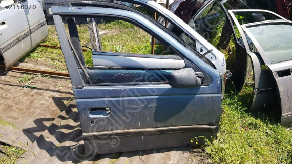 Peugeot 405 Sağ Ön Kapı çıkma
