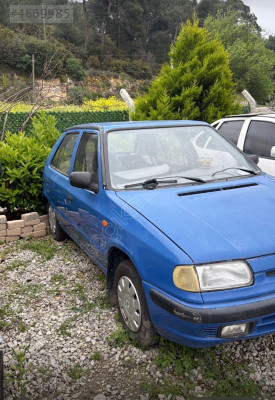 Skoda Felicia sağ ön kapı