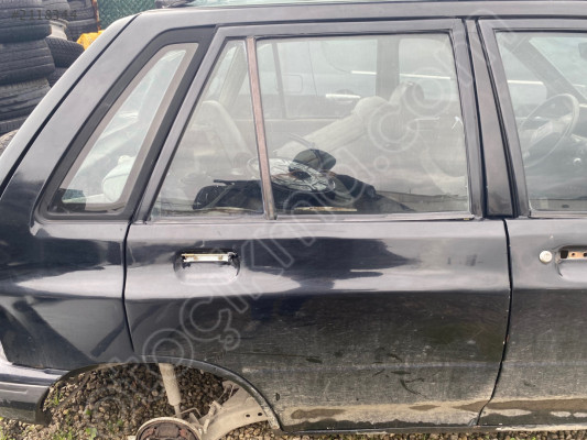 FORD FESTİVA SAĞ ARKA KAPI