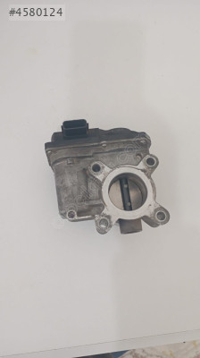 Renault Clio 4 çıkma gaz kelebeği
