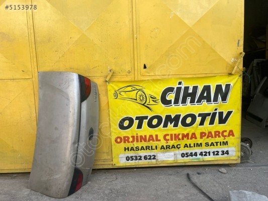 Megane 1 bagaj kapağı