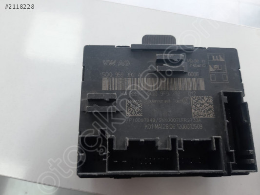 5Q0959392A   AUDİ A3 KAPI KONTROL BEYNİ