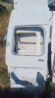 RENAULT MASTER SOL ARKA BAGAJ KAPAĞI