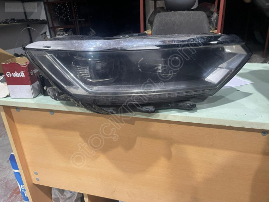 Passat B8 Sağ Ön Far LED Xenon - Fotoğraf 2