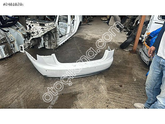 Audi A6 sol çamurluk orta direk ve tavan omuzu maşbiyel ön b