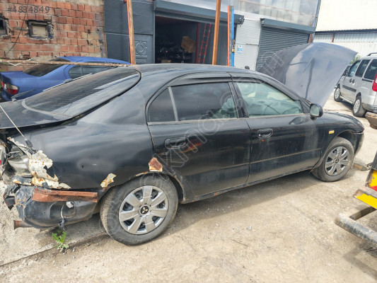 Mitsubishi carisma sağ ön arka çıkma kapı