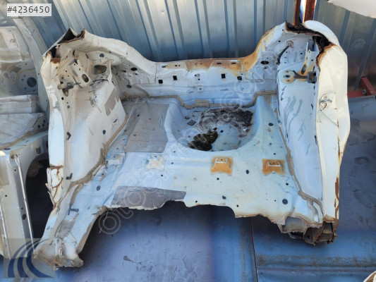 MAZDA 2 2009 ÇIKMA ARKA PANEL