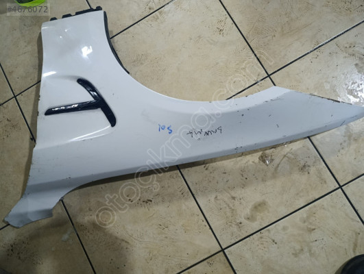BMW M4 SOL ÖN ÇAMURLUK