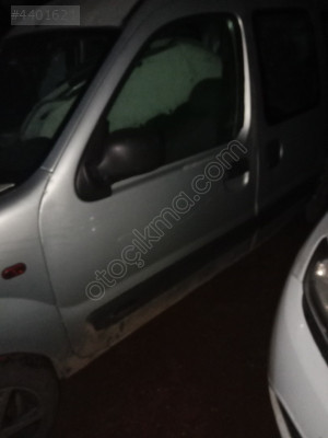 Renault Kango multix sol ön kapı dolu 2004 model gri renk