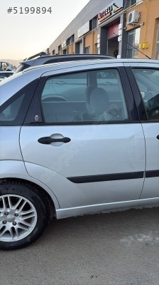 FOCUS 1 SAĞ ARKA KAPI