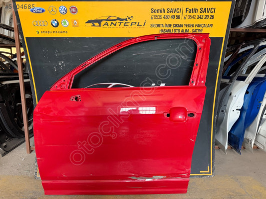AUDİ Q2 SOL ÖN KAPI ÇIKMA ORİJİNAL