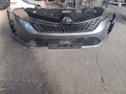 2020 2023 Renault Clio ön tampon