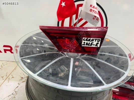 Kia cerato sağ arka bagaj stop lambası