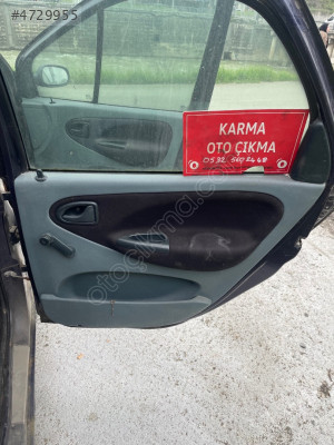 RENAULT SCENİC SAĞ ARKA KAPI CAMI