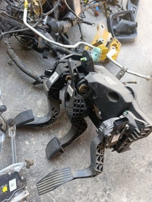 FİAT EGEA 1.4 BENZİNLİ PEDALLAR CİKMA