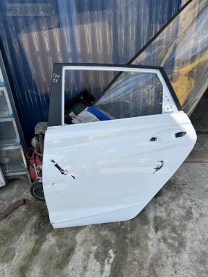 HYUNDAİ İ20 SOL ARKA KAPI ORİJİNAL ÇIKMA