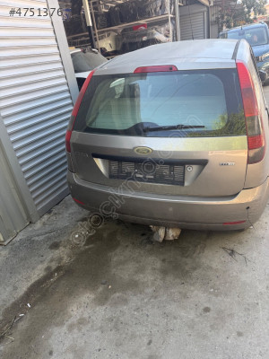 Ford Fiesta arka tampon