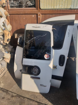 FİAT DOBLO SAĞ BAGAJ KAPAĞI