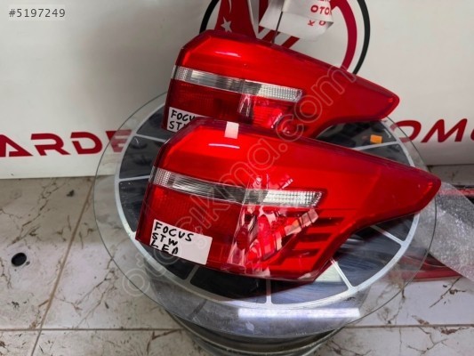 Ford Focus 3 stejın sağ arka stop lambası