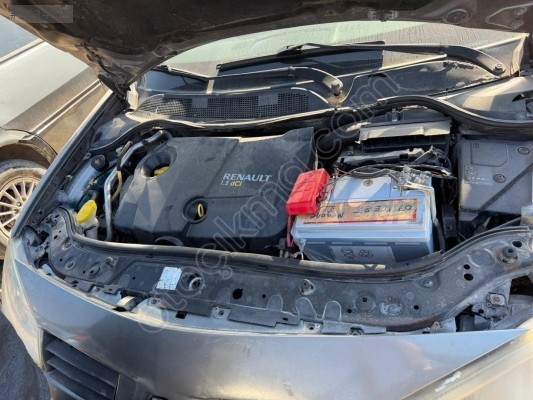 RENAULT MEGANE ENJEKTÖR ÇIKMA