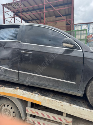 Volkswagen Passat B6 sağ ön kapı