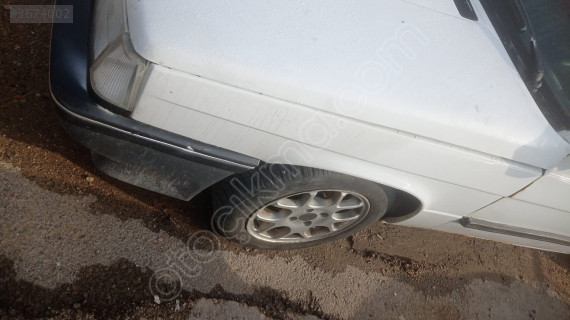 Renault flaş sol çamurluk