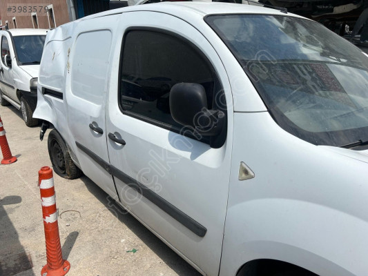 RENAULT KANGO  SAG ON KAPI