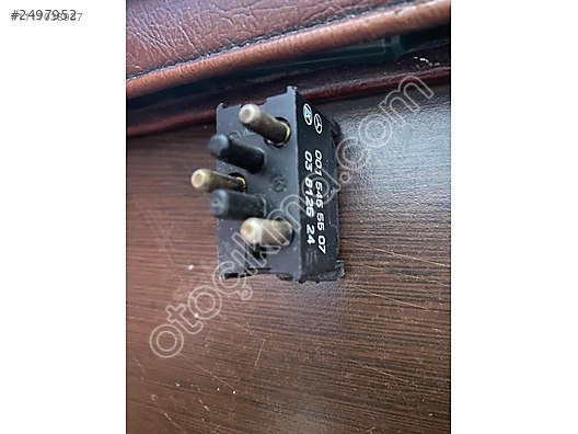 W126 OTOBAN KORNA DÜĞMESİ ORJİNAL YILDIZLI