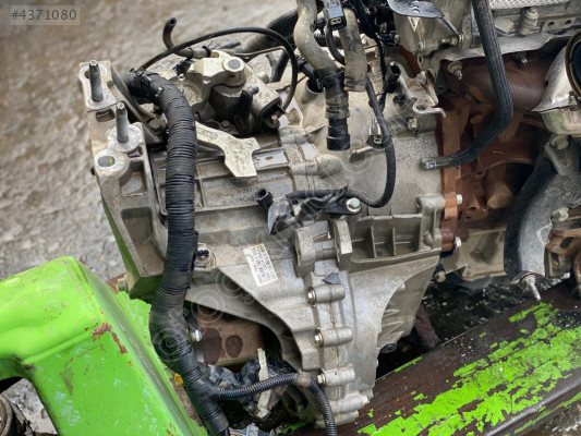FORD CUSTOM 2.0 6 İLERİ ŞANZIMAN