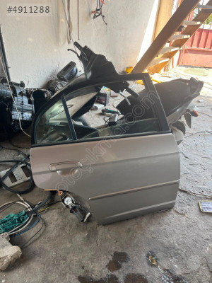 HONDA CİVİC VTEC SAĞ ÖN KAPI