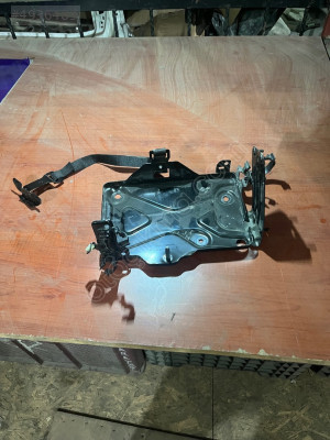 Fiat EGEA Akü Tablası