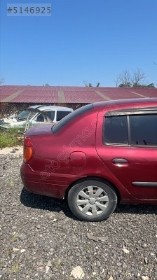 2001 clio sağ arka çamurluk