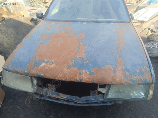 Fiat tempra kaput